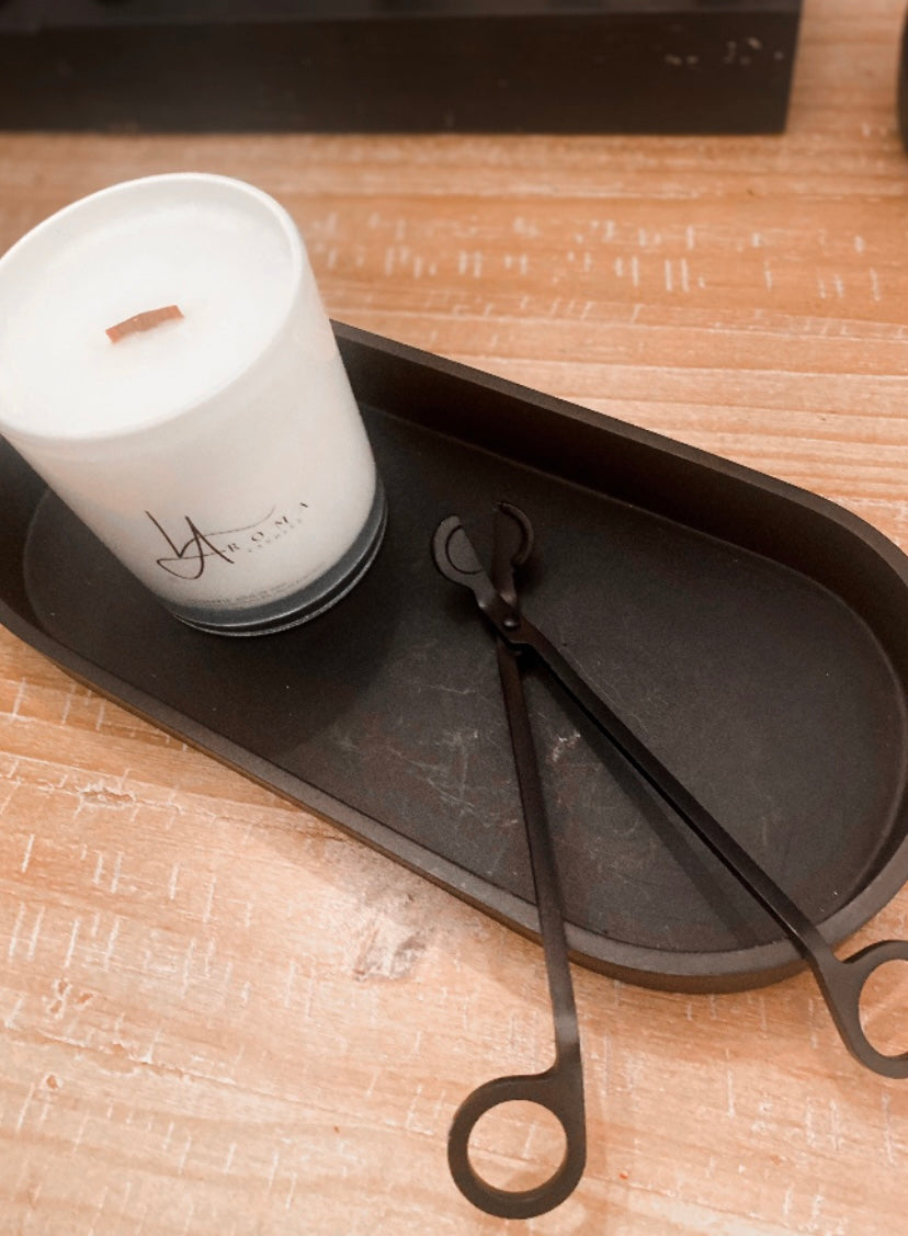The Wick Trimmer Black